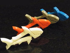 SHARKZ-Clips-Holders-Pegs1